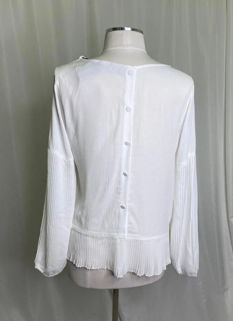 Beryla Blouse - Top selling blouse - Customizable, trendy, and affordable.