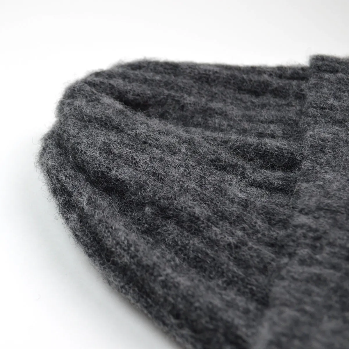 Cable knit Shaggy Dog Beanie in Grey