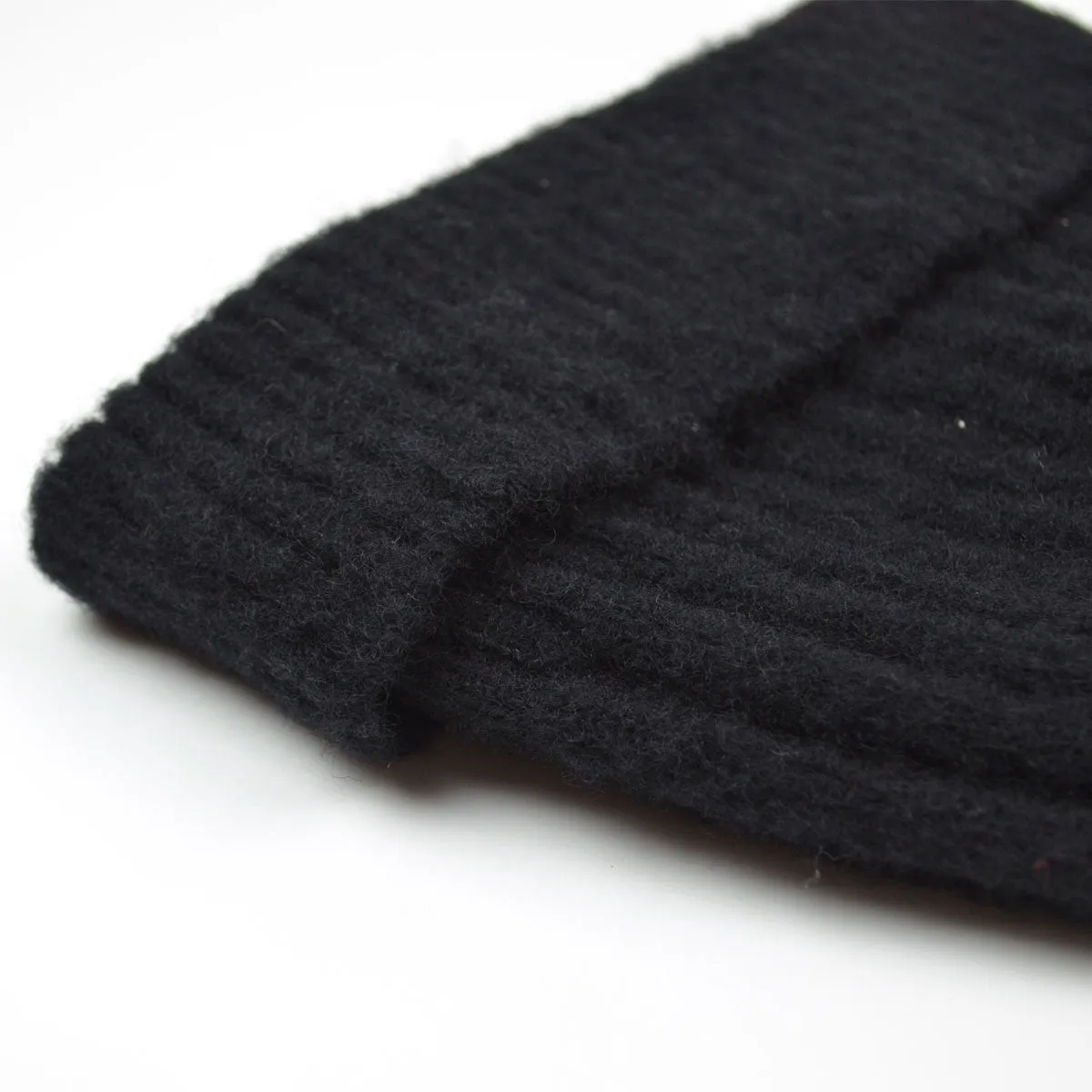 cableami Shaggy Dog Beanie Black