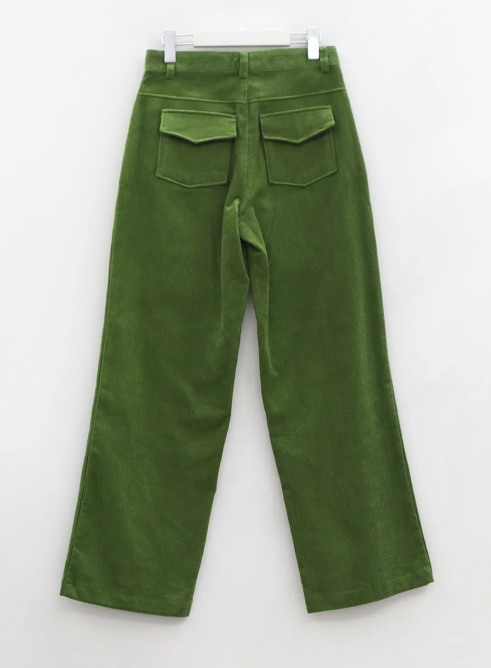 Corduroy wide leg pants with back pocket in size OS16.