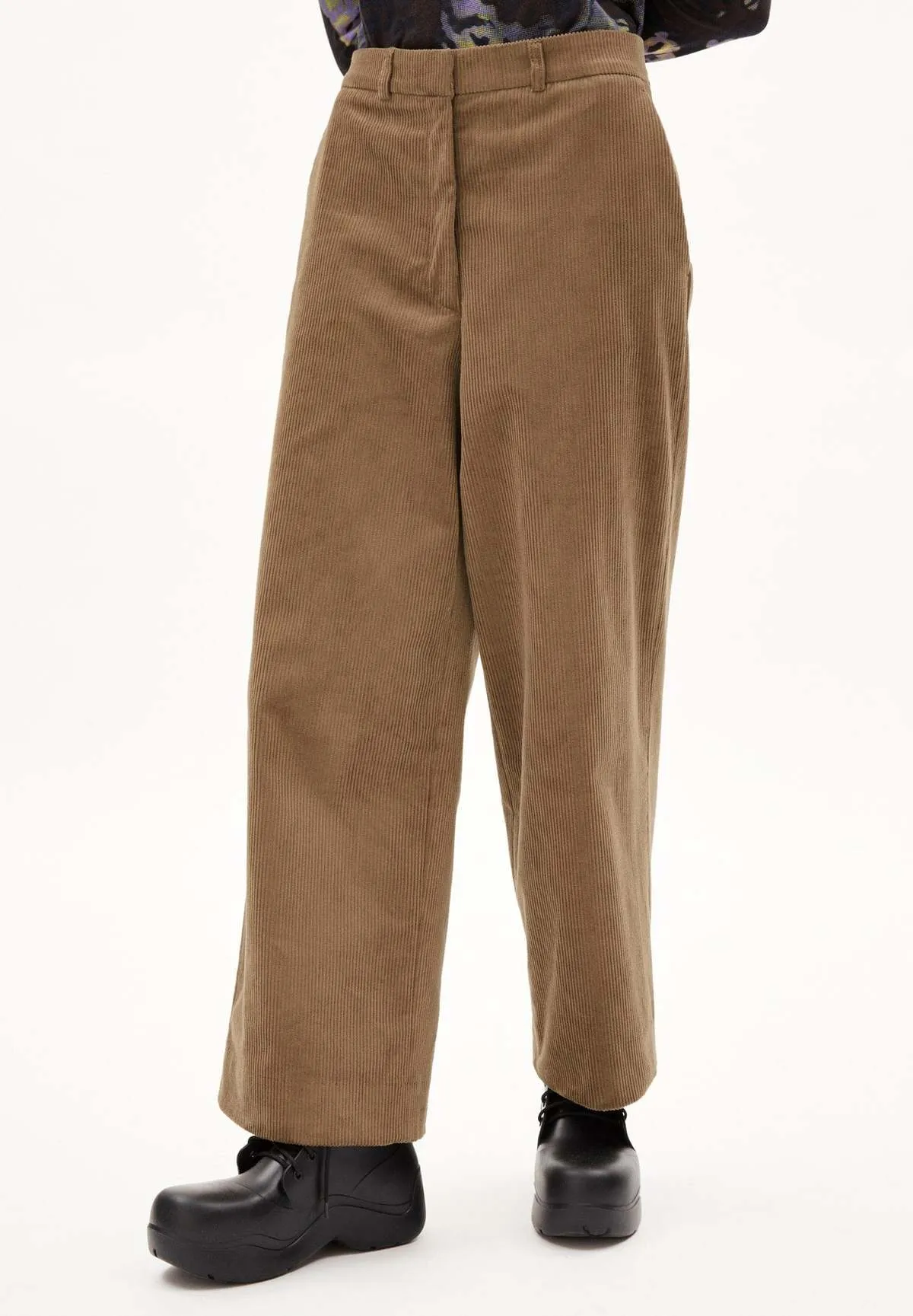 Jaalma Corduroy Pants - Dark Sand Stone