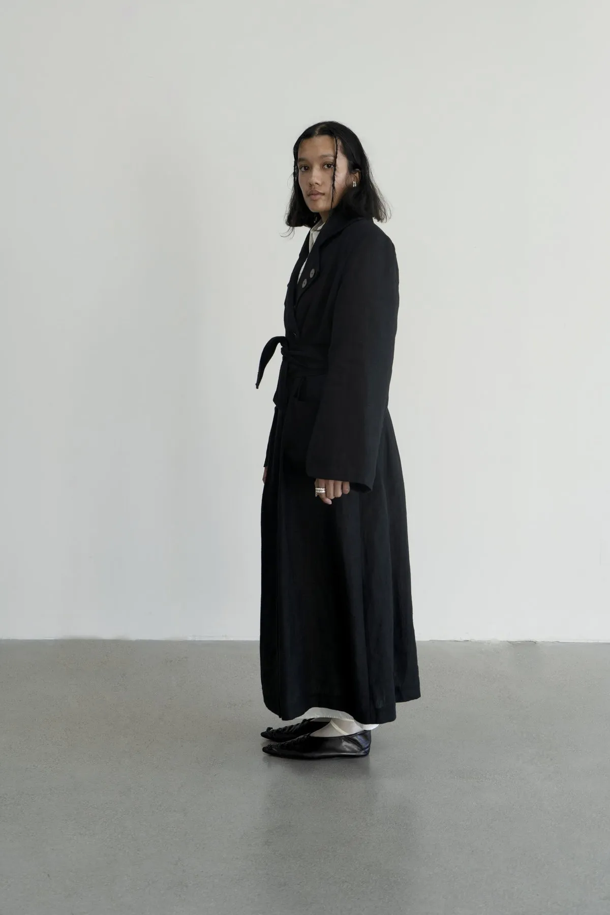 Khmelnytske Shosse Long Linen Trench Coat - Black