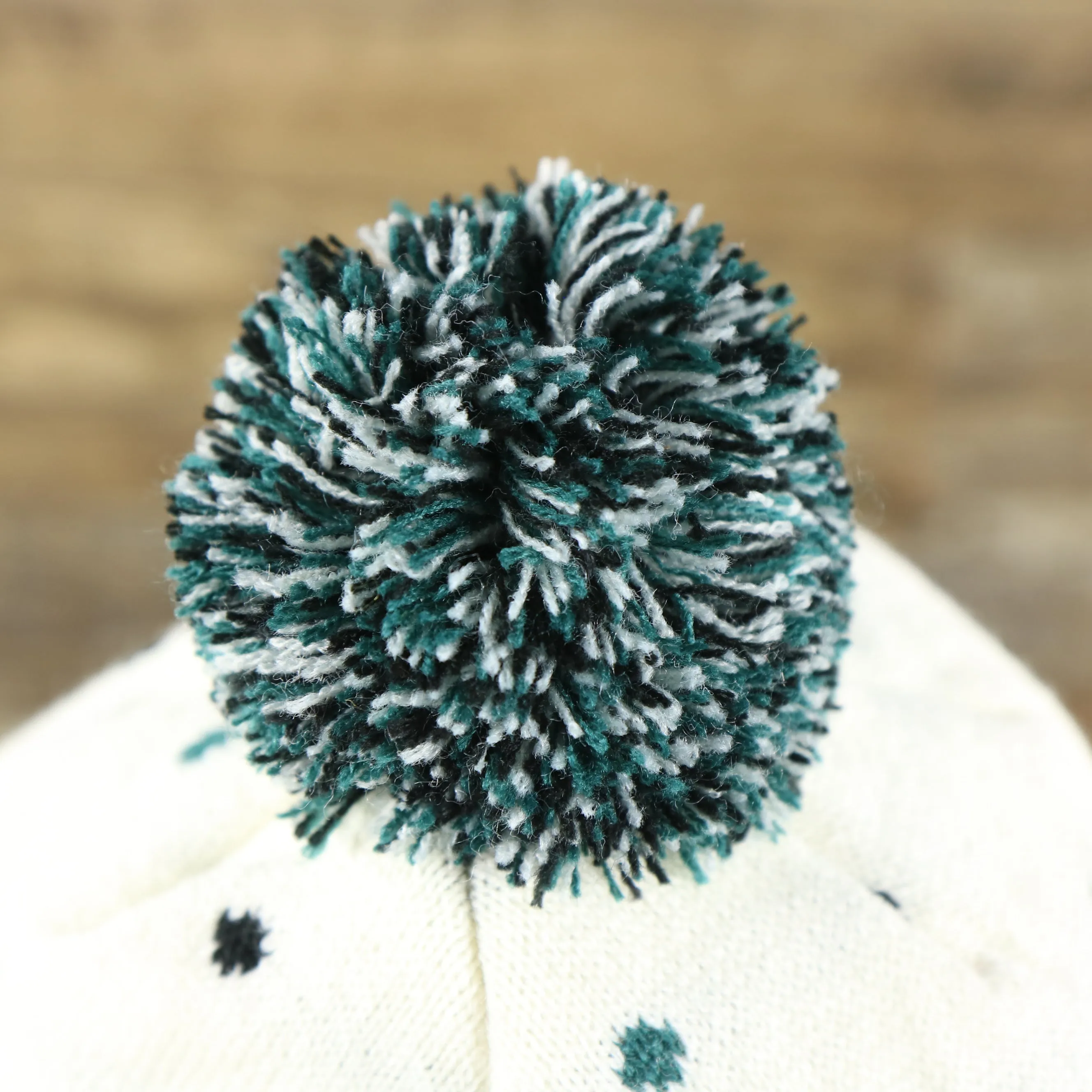 Kid's Philadelphia Eagles Polka Dot Winter Beanie | White Winter Beanie - Cuffed Pom Pom Hat