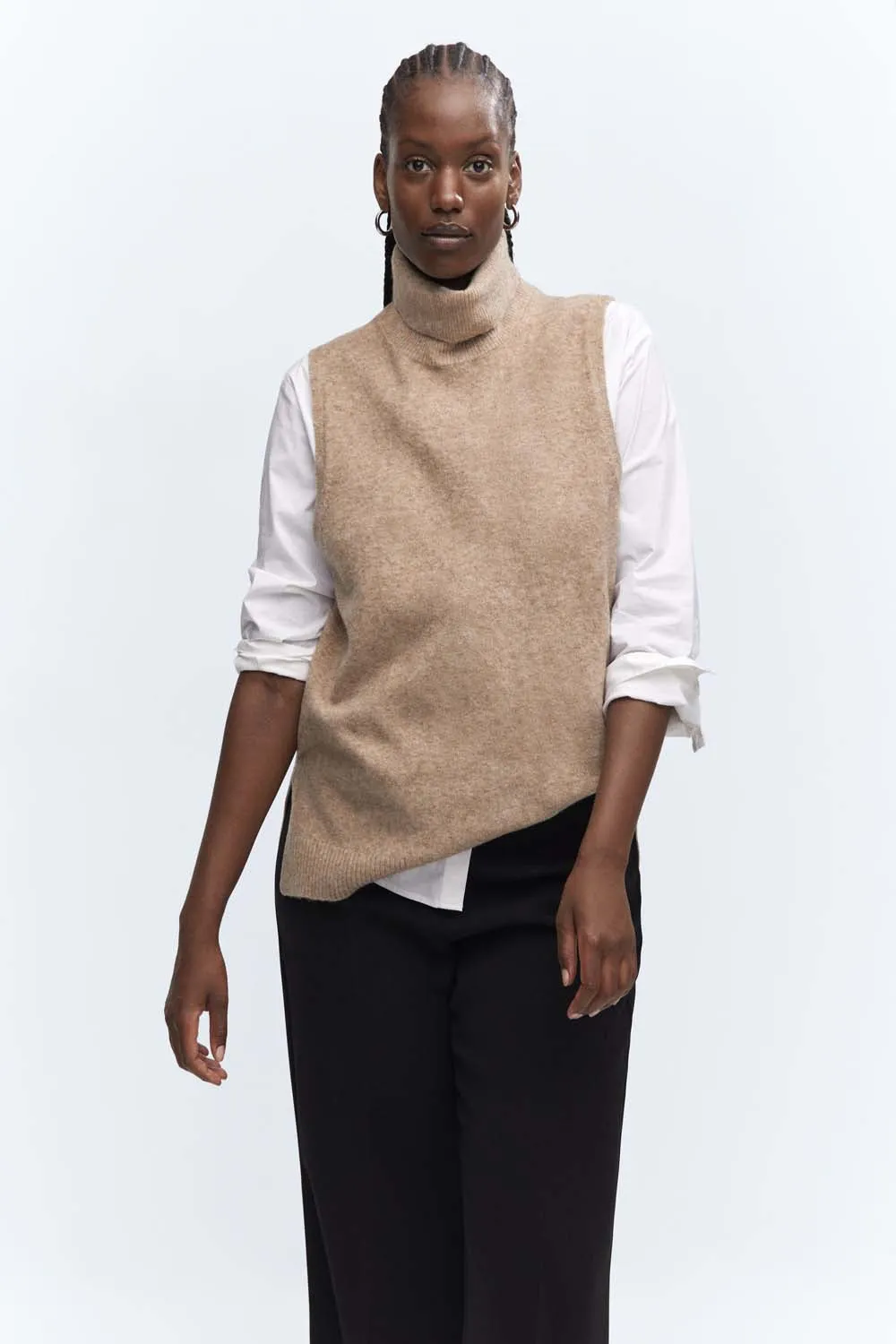 Knitted turtleneck vest