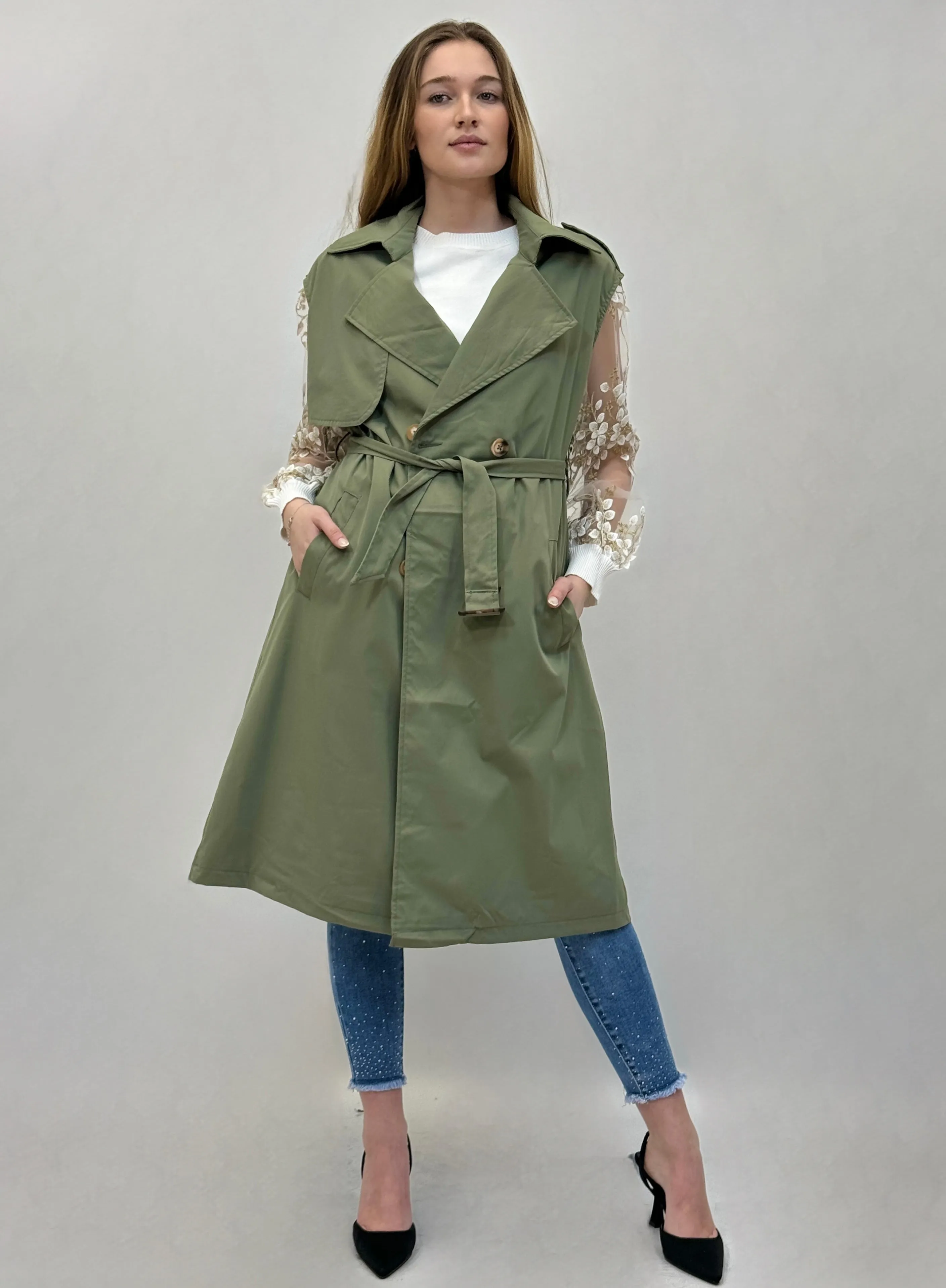 Lightweight trench coat