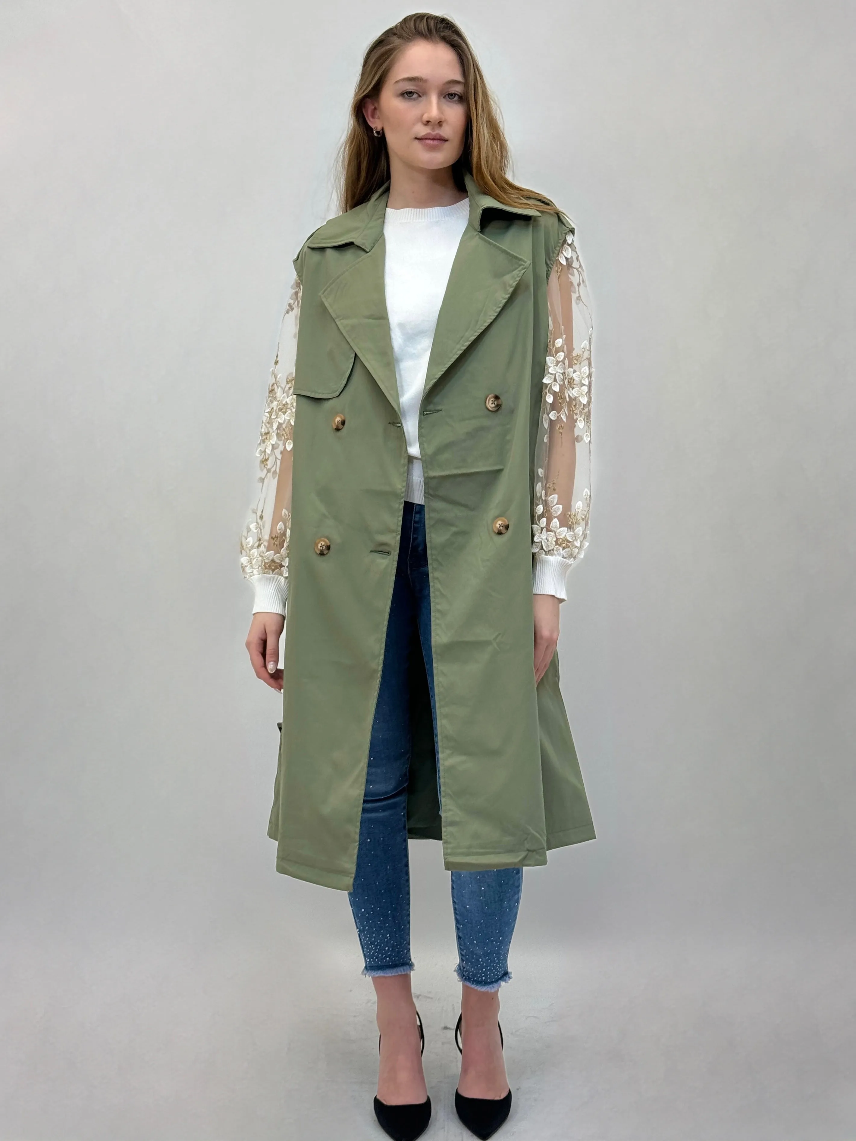 Lightweight trench coat