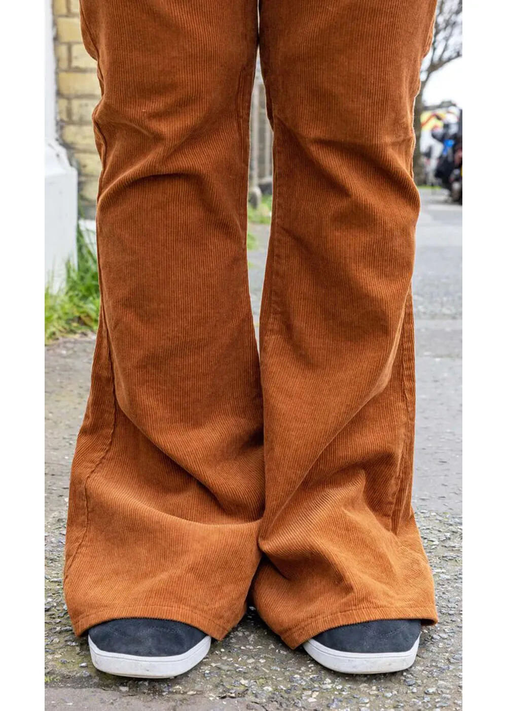 Run Fly Men's Corduroy Bootcut Flare Pants in 70s Tobacco color.