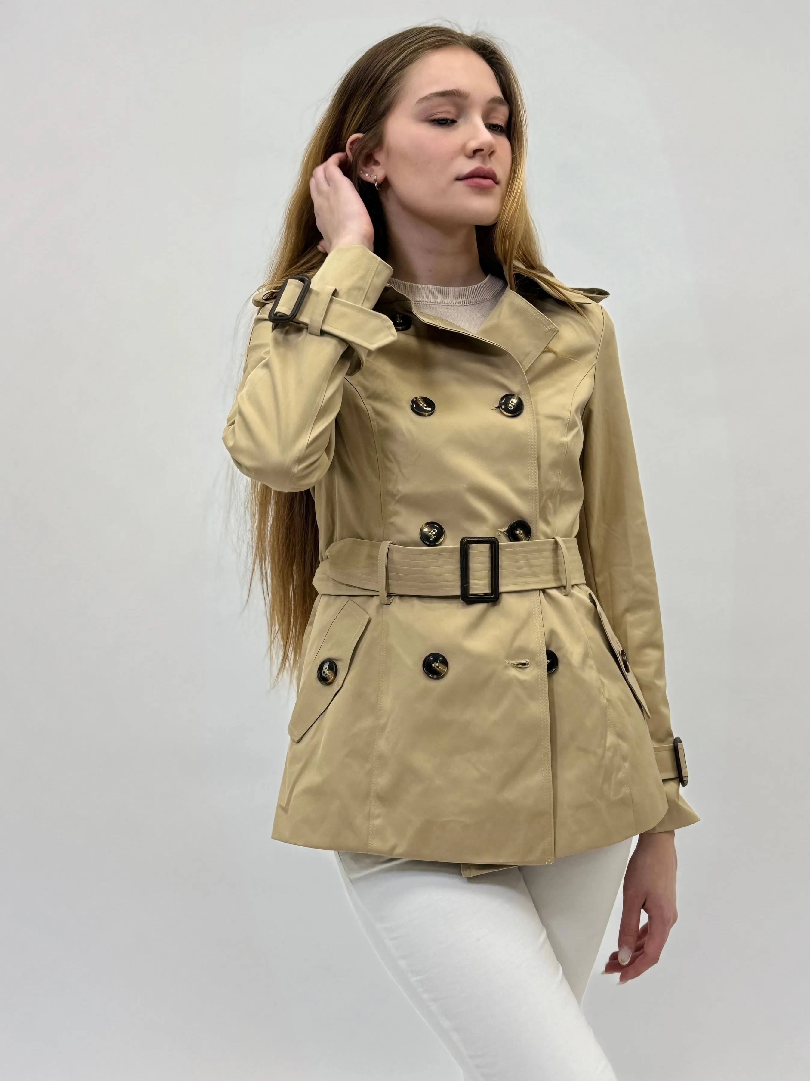 Short trench coat