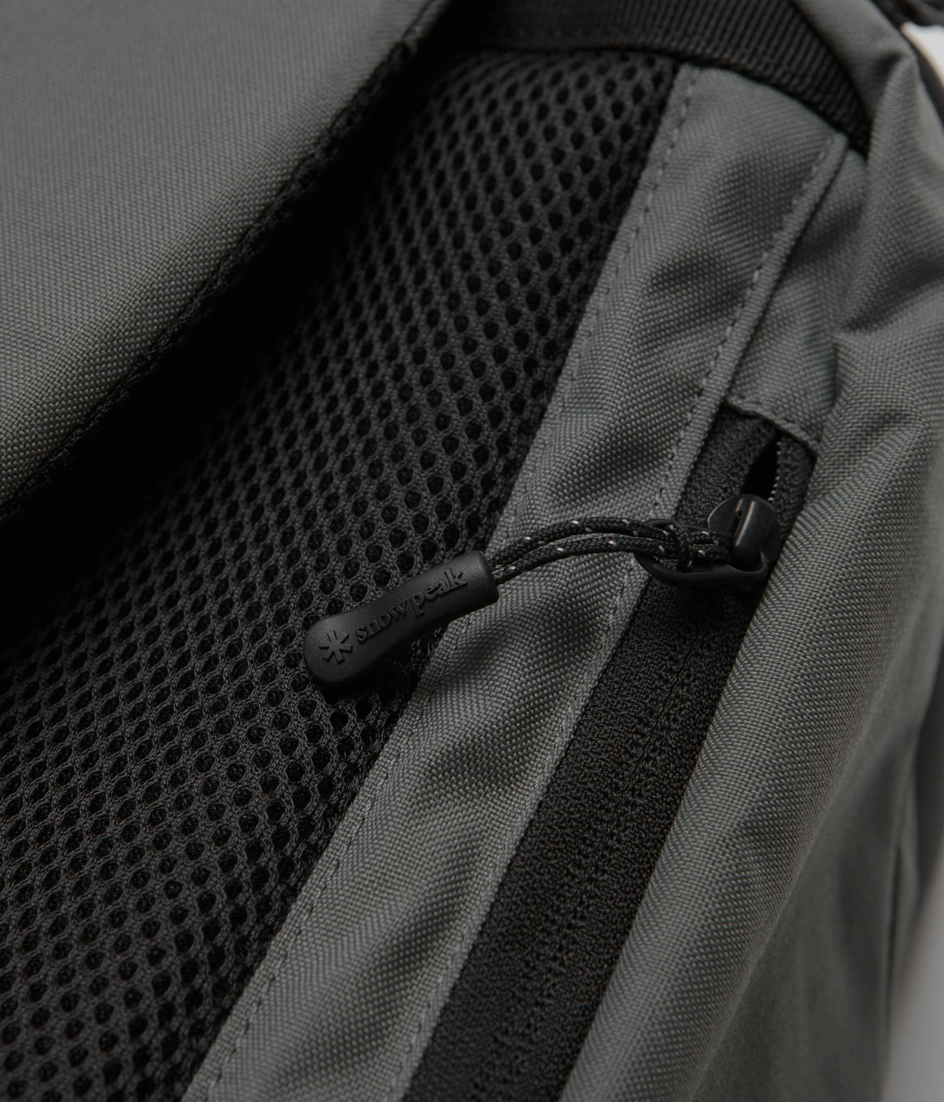 Snow Peak Everyday Backpack Grey