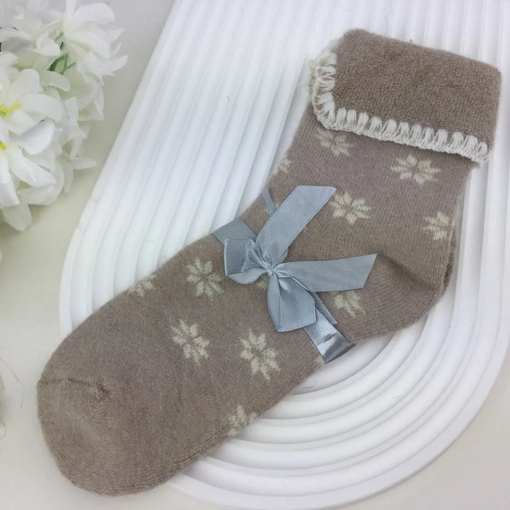 Snowflake Wool Lounge Socks - Warm Winter Knitted Socks