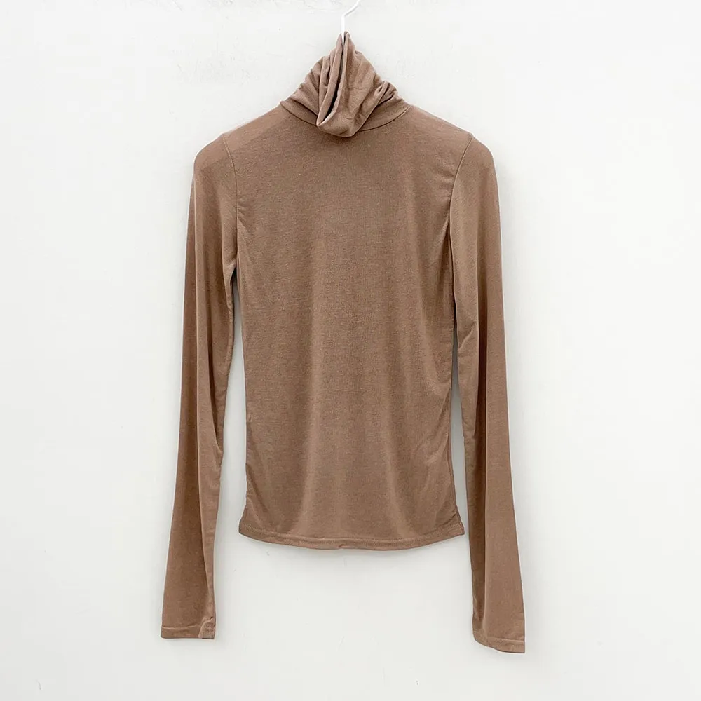 Turtle Neck Shirt J4