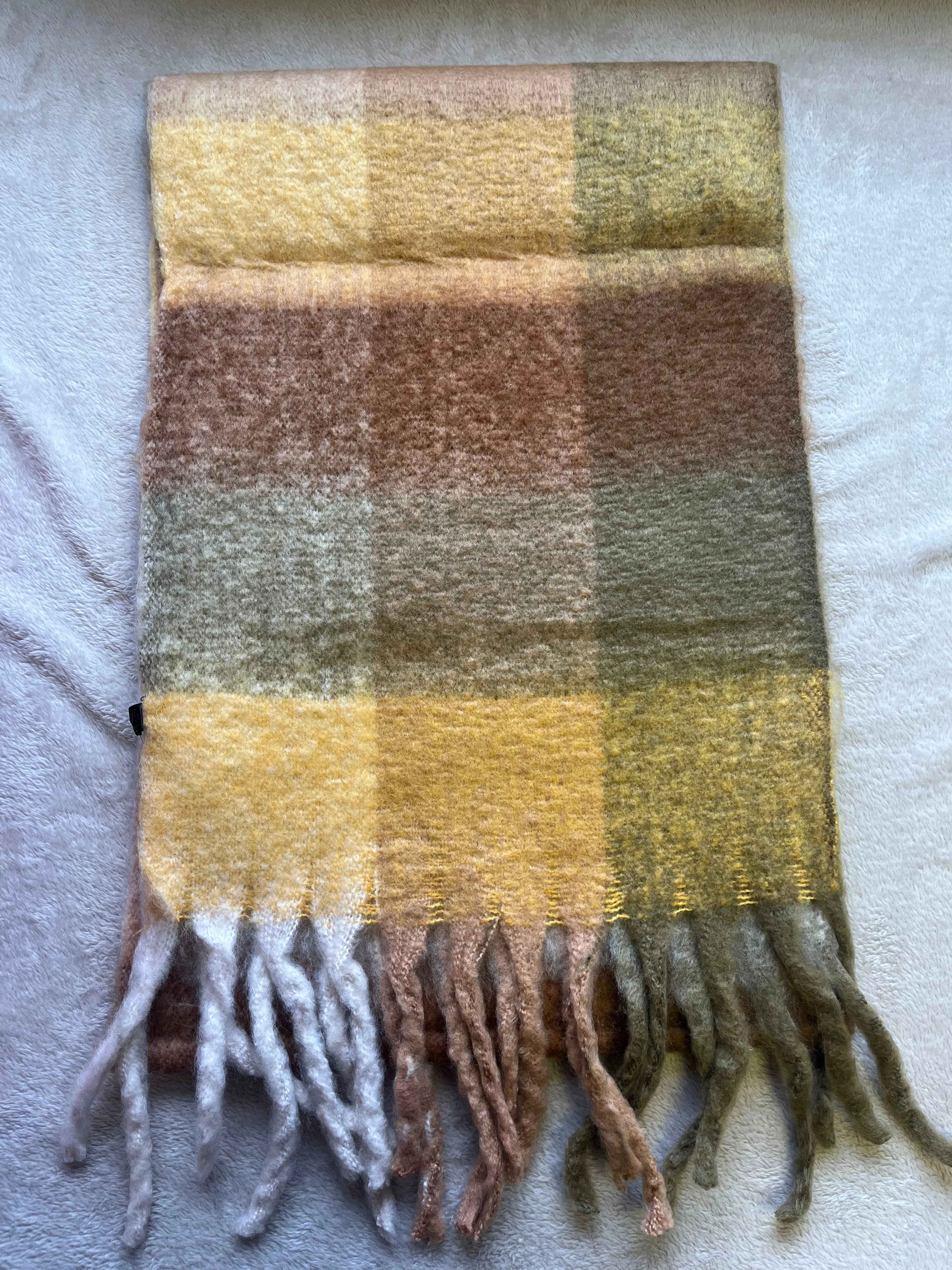 Winter warmer tassel scarf in mustard